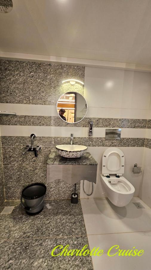 Hotel Charlotte Cruise House Boat Alappuzha Zewnętrze zdjęcie